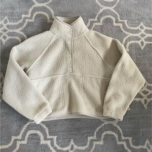 Aritzia Sunday Best Polartec Fleece Quarter Button Up Size XS Cream Colour
